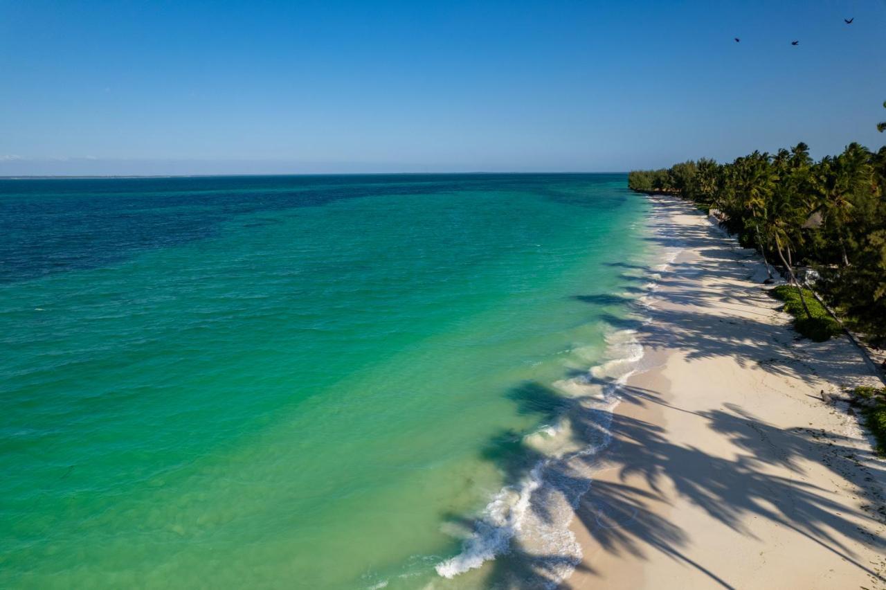 Sunny Palms Beach Bungalows อูโร ภายนอก รูปภาพ